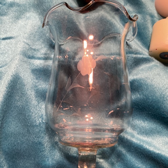 Vintage Homco Wall Sconce with Etched Glass Globe - Picture 9 of 13